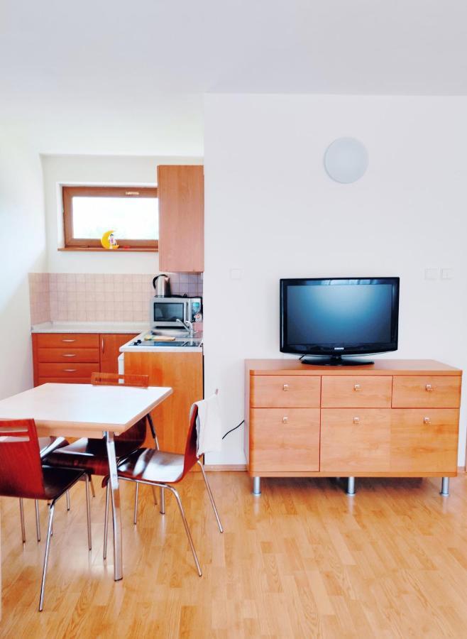 Apartman 302 Oscadnica Luaran gambar